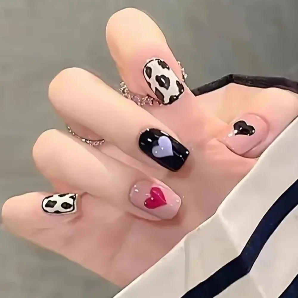 24 Pieces Fake Press On Nails